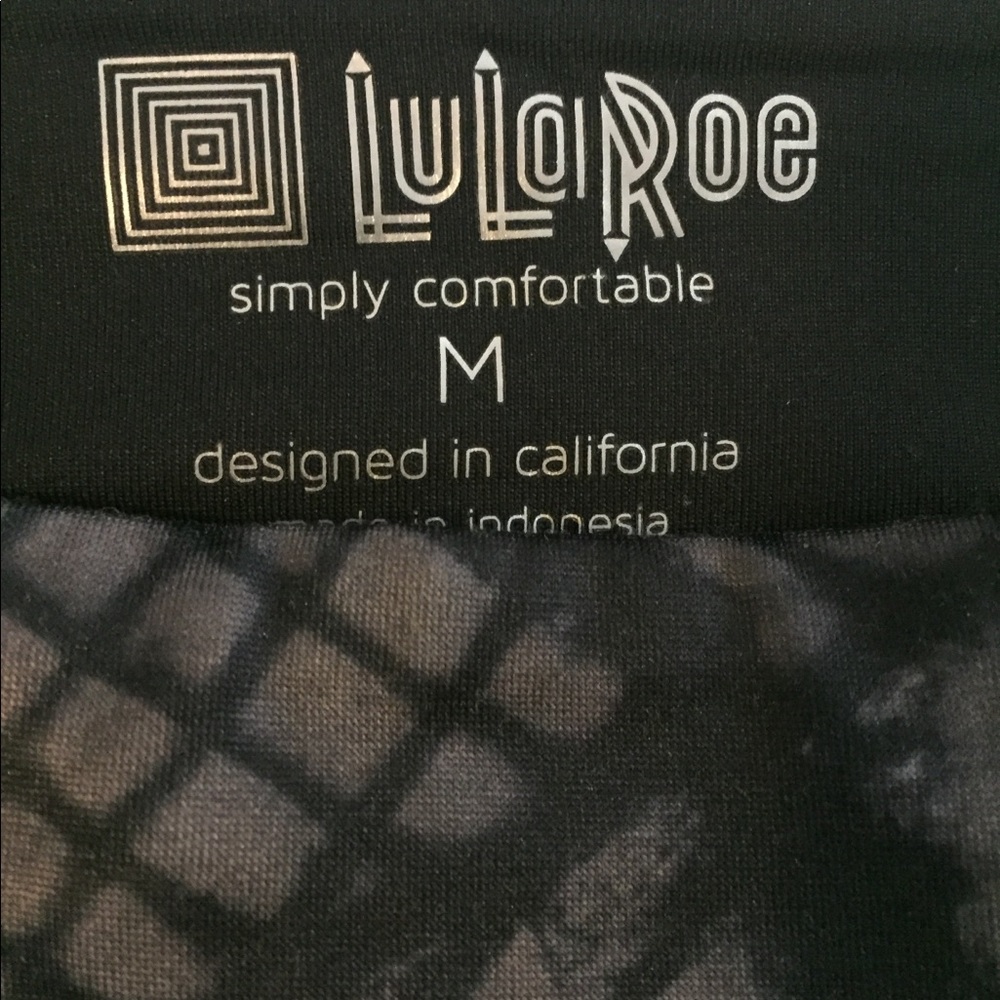 LuLaroe Jordan Workout Pants/Leggings. Black/Gray - Picture 2 of 3
